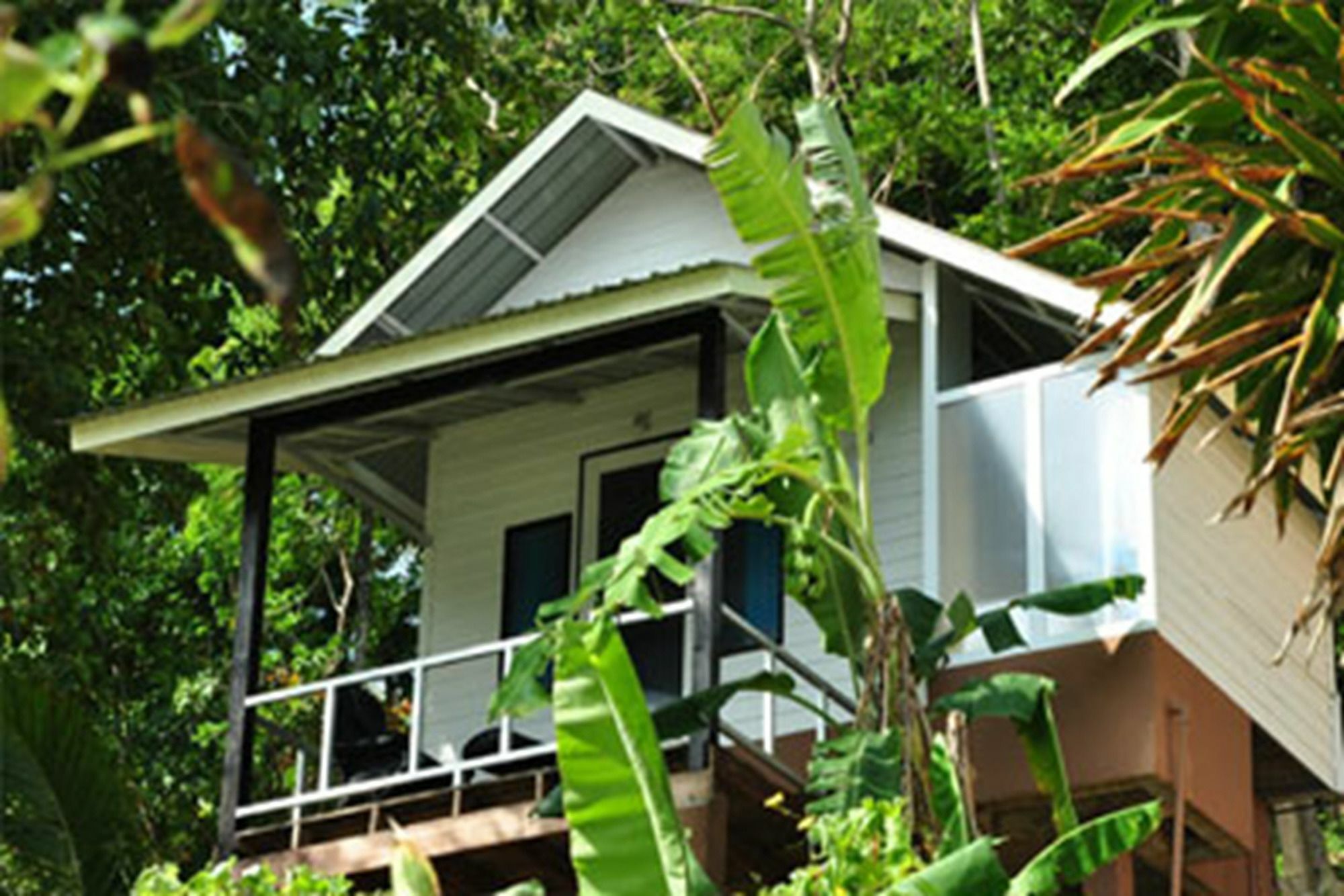 Tohko Beach Resort เกาะพีพี ภายนอก รูปภาพ