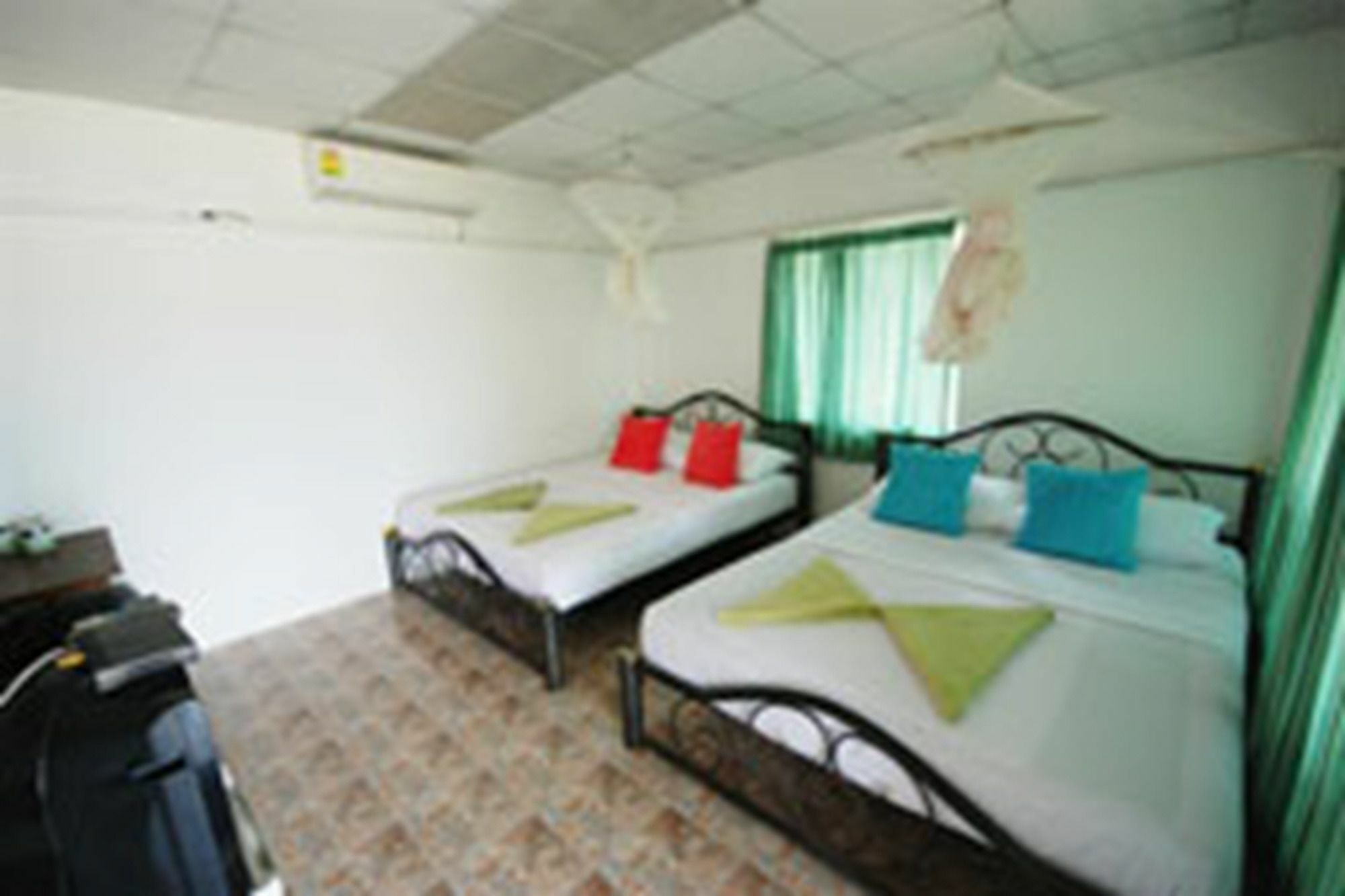 Tohko Beach Resort เกาะพีพี ภายนอก รูปภาพ